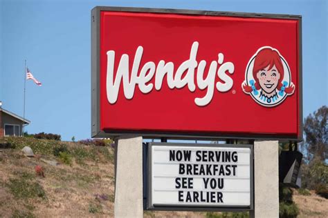 What Time Does Wendy’s Stop Serving Breakfast? - Shopfood.com