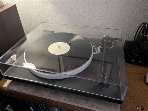 Rega P6 Planar 6 Turntable with NEO PSU - Groovetracer Upgrades. Beautiful Shape plus extras ...