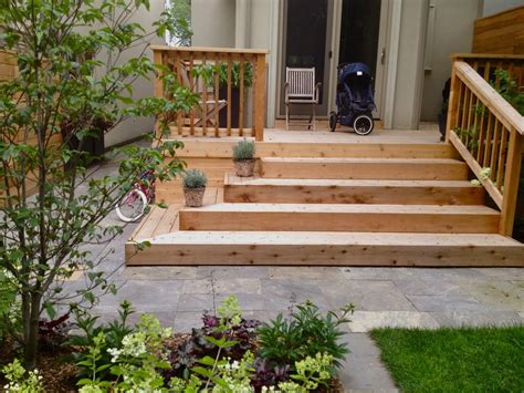 corner steps - front door | Deck designs backyard, Patio stairs, Deck steps