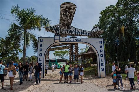 Parque temático de la Hacienda Nápoles, una aventura salvaje 2024 ...