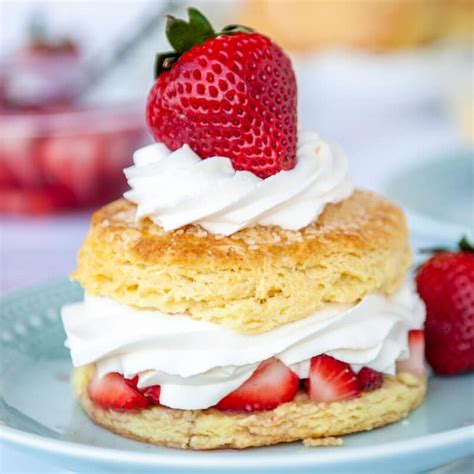 The Best Strawberry Shortcake Biscuits Recipe – Sugar Geek Show