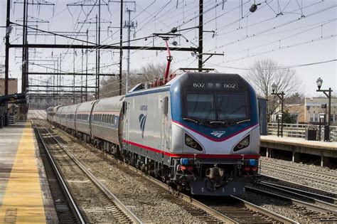 Amtrak Crescent Train No. 20 with ACS-64 No. 602 making its way up to ...