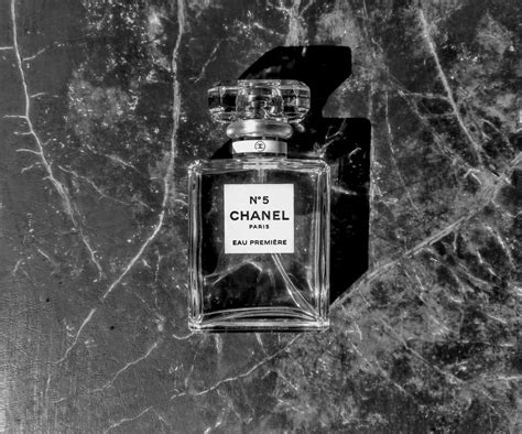 Chanel No 5 Eau Premiere (2015) Chanel Parfum - ein es Parfum für ...