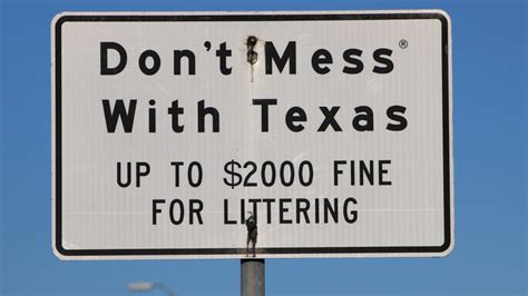 The Environmentalist Origins Of The Phrase 'Don't Mess With Texas'