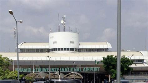 Abuja airport flooded, flights to nation's capital cancelled [VIDEO ...