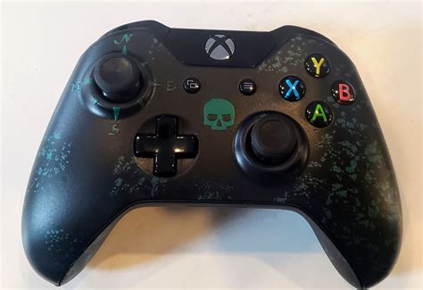 Sea of Thieves inspired custom Xbox controller : r/Seaofthieves