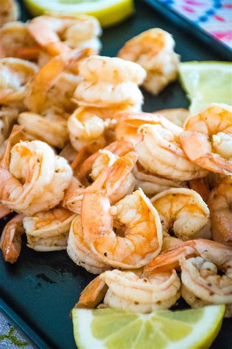 Boiled Shrimp with Old Bay Seasoning - Honeybunch Hunts