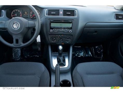 2011 Volkswagen Jetta S Sedan interior Photo #38146943 | GTCarLot.com