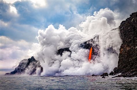 Hawaii Volcanoes National Park - Destination Parks