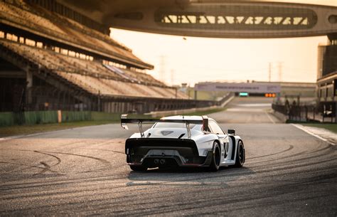 Two days of Motorsport at the Shanghai F1 Circuit on Behance