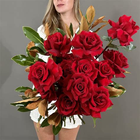 Romantic Red Roses - Blumin - Luxury Sydney Florist