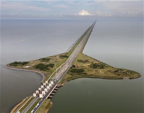 Afsluitdijk between North-Holland and Fryslan The Netherlands [1386x1090] Places Ive Been ...