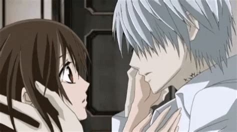 Zero GIF - Anime Kiss Kissing - Discover & Share GIFs