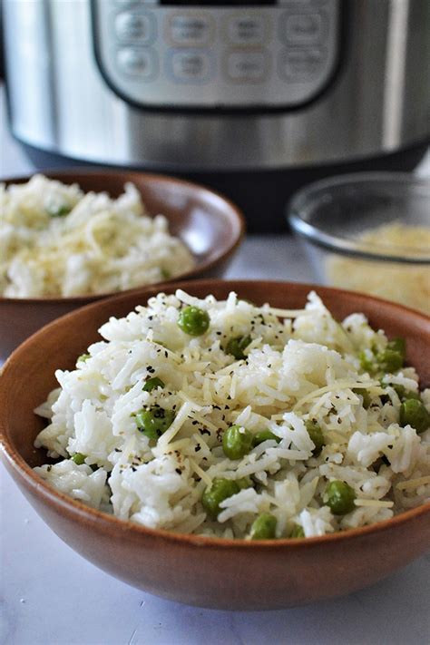 Instant Pot Parmesan Rice and Peas - The Recipe Pot