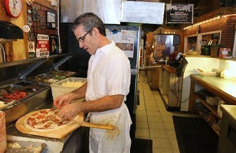 Brooklyn Boyz Pizzeria in Bay City expanding to new location on Midland Street - mlive.com