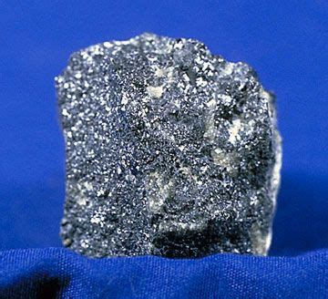 Magnetite | mineral | Britannica