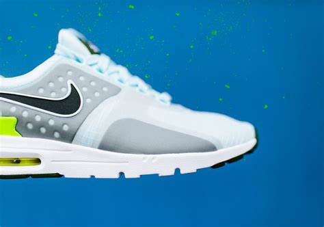 Nike WMNS Air Max Zero Glacier Blue 857661-400 | SneakerNews.com