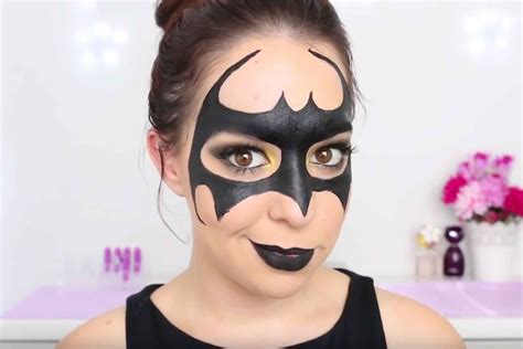 Batman | Halloween makeup easy, Halloween makeup for kids, Halloween makeup