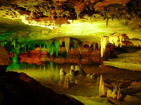 These 7 Caverns In Virginia Are Like Another World