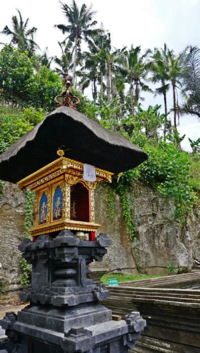 Guide to Goa Gajah temple - Discover Your Indonesia