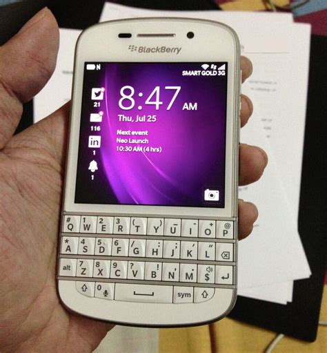 Review: BlackBerry Q10 • Digital Reg • Tech Review