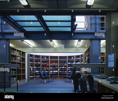 NEWNHAM COLLEGE LIBRARY Stock Photo - Alamy