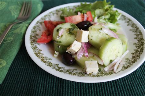 Cooking with Nick : Greek Salad | Loulou Downtown