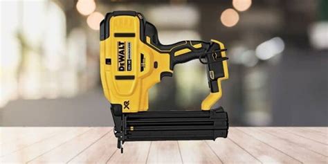 5 Best Cordless Brad Nailer [ 2021 Top Picks & Reviews ]