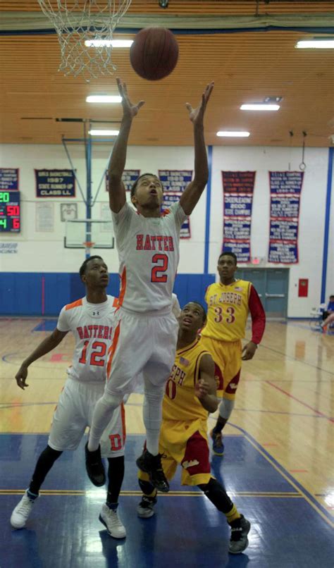 Danbury boys basketball stumbles in fourth quarter