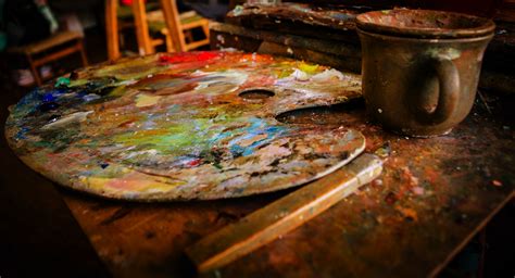 Best Wood Paint Palettes for Artists