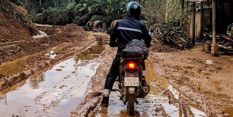 27 Useful Tips for Motorbiking Vietnam (the Right Way)