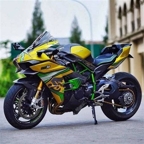 Kawasaki H2R | Kawasaki bikes, Sports bikes motorcycles, Futuristic motorcycle