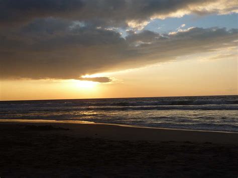 Hawaii Sunrise 4 by Tom Forsythe Photography