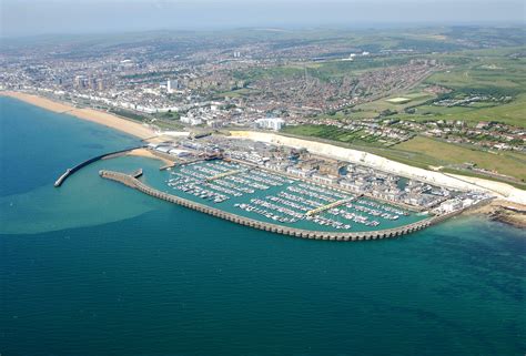 Brighton Marina in Brighton, GB, United Kingdom - Marina Reviews ...