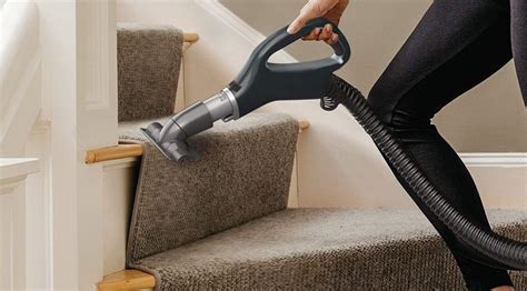 15 Best Vacuums for Stairs in 2022 | HouseholdMe