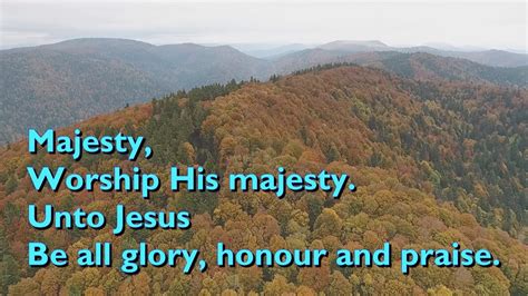 Majesty, Worship His Majesty [with lyrics for congregations] Chords ...