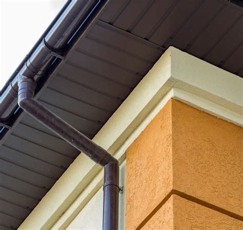 5 Flat Roof Gutter Installation Tips | Houston Gutters