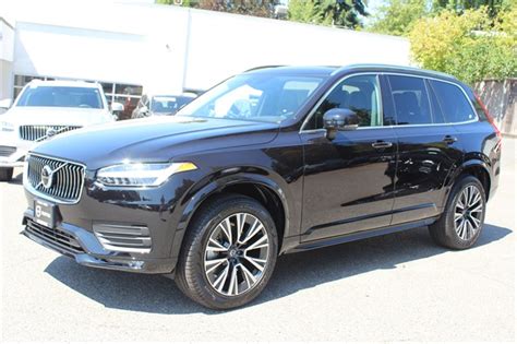 New 2020 Volvo XC90 T5 Momentum AWD 4D Sport Utility