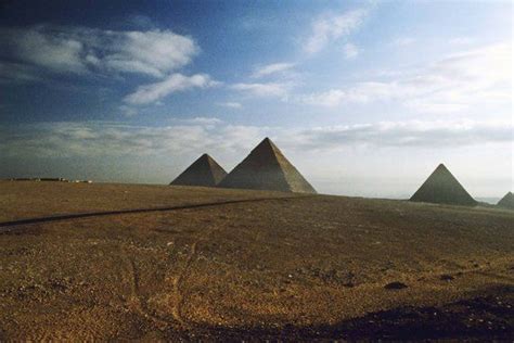 Pyramids of Giza at sunrise | Pyramids of giza, Great pyramid of giza, Giza