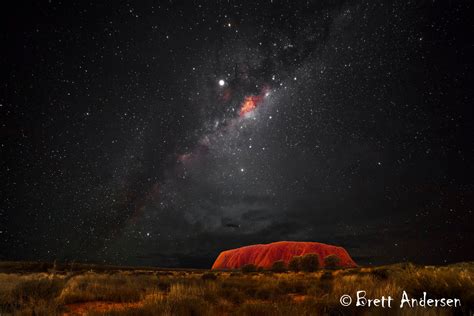 Milky Way at Uluru (Ayers Rock), Northern Territory, Australia. | awesomephotoz