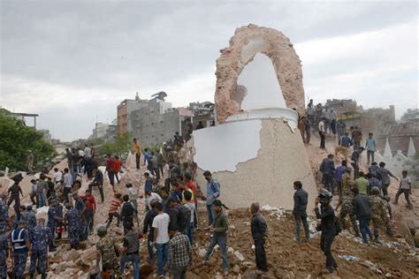 20 Pictures Reveal Nepal's Heartbreaking Earthquake Devastation