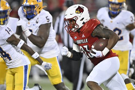 Louisville Rallies, Wins Defensive Slugfest Over Pitt - Sports ...