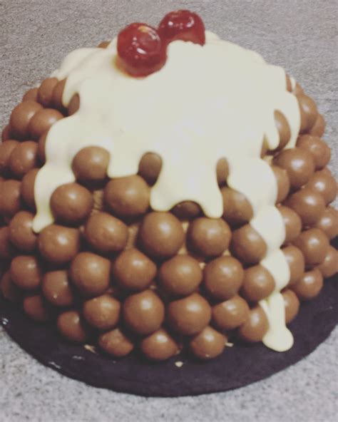 Malteser Christmas Pudding Cake