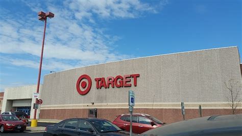 The 10 Biggest Target Stores in Illinois