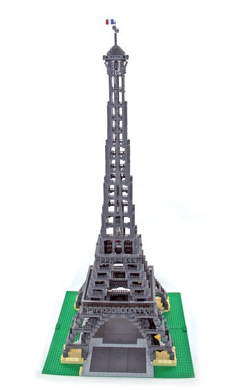 Eiffel Tower - LEGO set #10181-1 (Building Sets > Creator)