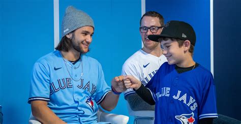 Blue Jays offering autograph sessions as part of "Virtual Winter Week ...