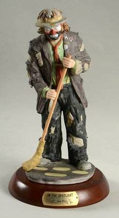 Vintage Flambro EMMETT KELLY Jr. Collection Clown Sweeping with Broom ...