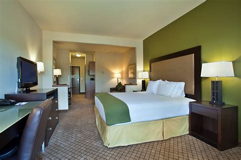 HOLIDAY INN EXPRESS & SUITES SILT-RIFLE, AN IHG HOTEL $136 ($̶1̶5̶9̶ ...