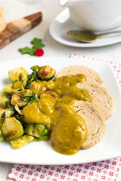 Vegan Vegetable Gravy - Easy Cheesy Vegetarian