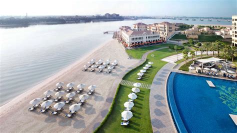 The Ritz-Carlton Abu Dhabi, Grand Canal — Hotel Review | Condé Nast ...